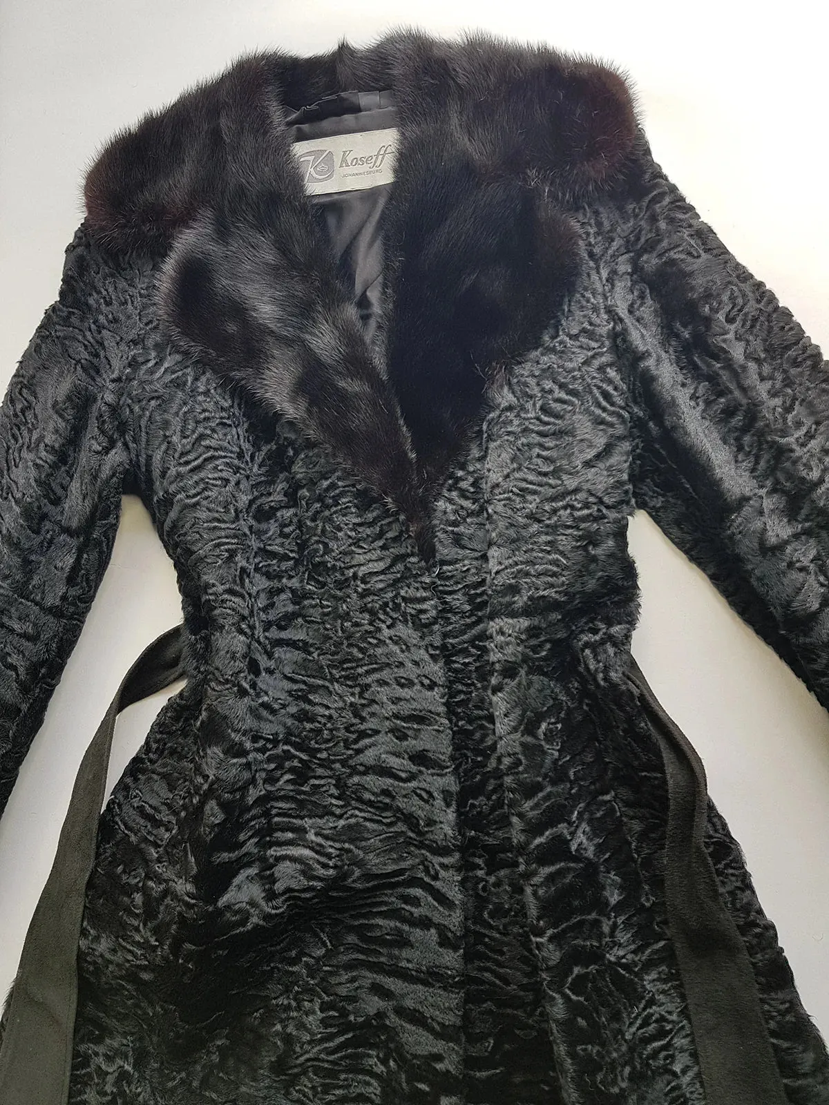 1960s Vintage Fox Fur & Curly Lambskin Coat - Super Soft Layers of Fur & Wool