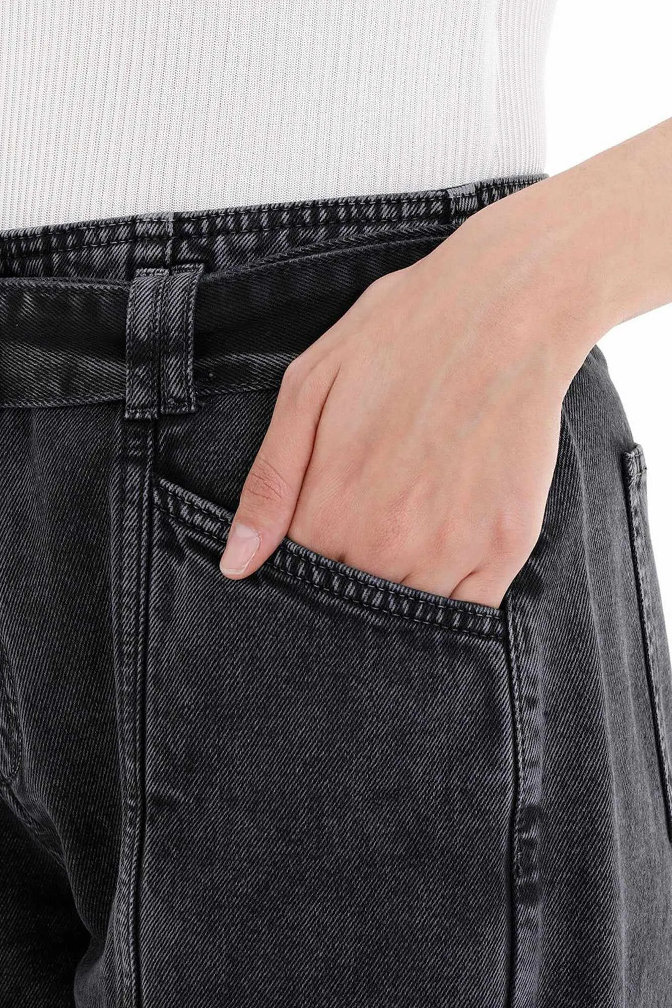 Tapered Black Jeans Carrot Jeans with Jean Belt